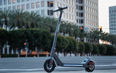 The Phantom A8 Smart Electric Scooter: A Cutting-Edge Commuting Solution